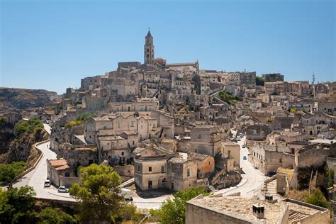 Le Festival d'Art Contemporain de Matera: Un Catalyseur de Renaissance Culturelle pour la Basilicate