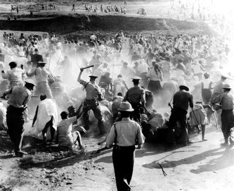  La Déclaration du Peuple de Sharpeville; un cri désespéré pour la liberté et la dignité face à l'apartheid